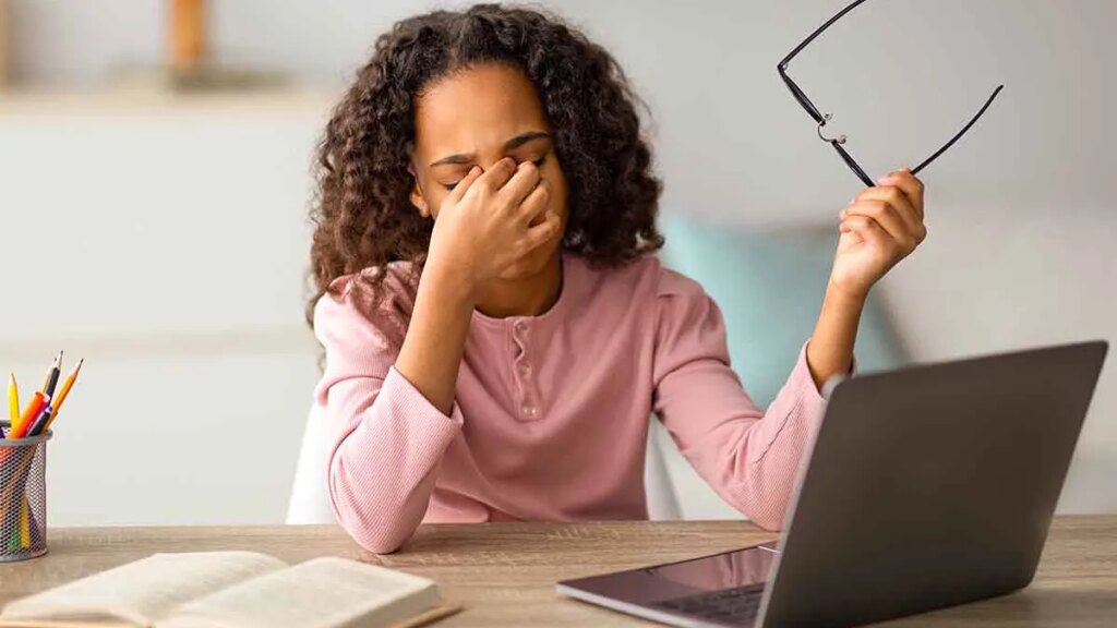 Featured image for: What Causes Evaporative Dry Eye?